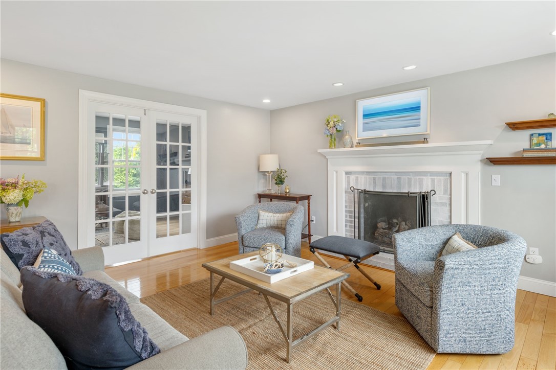 19 Hillside Road Westport, MA 02790 - Photo 9 of 47