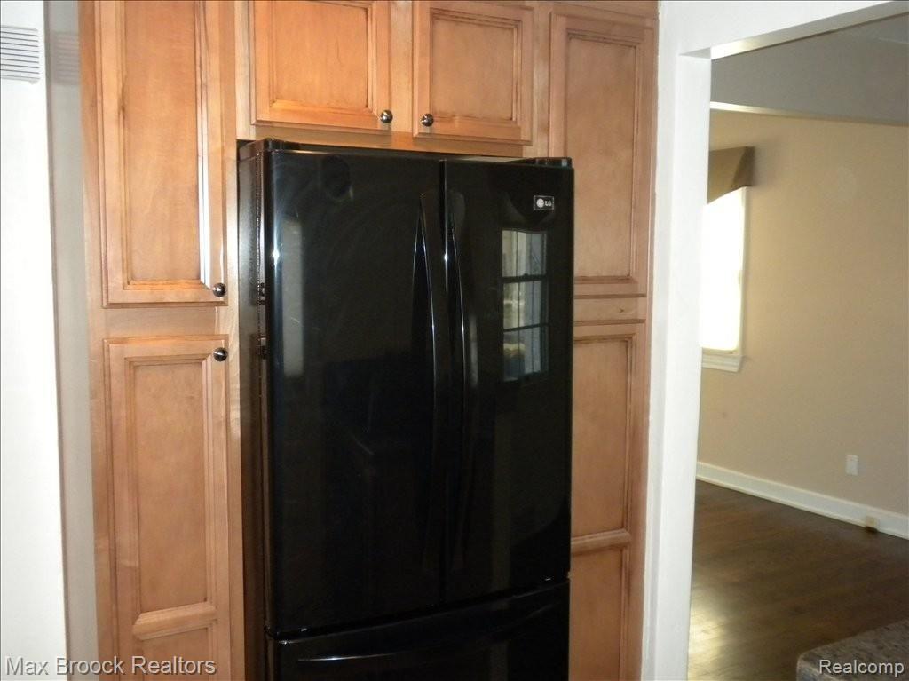 NEW KITCHEN