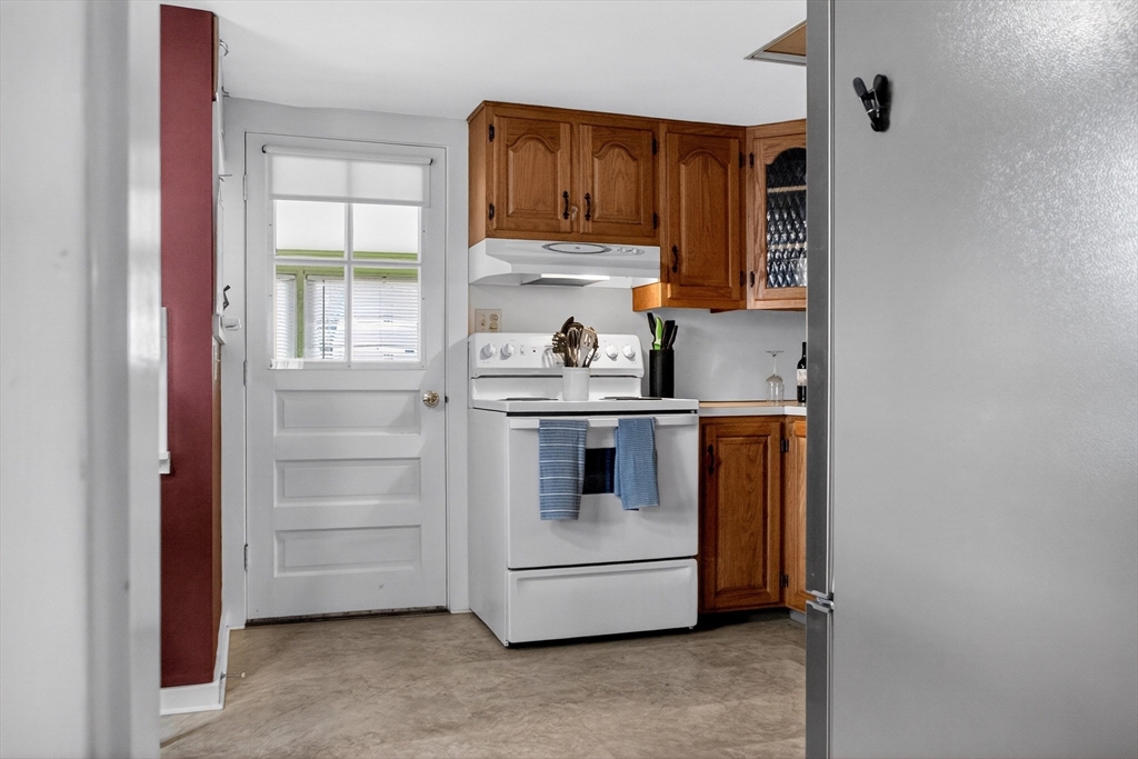 30 Brookhaven Road Worcester, MA 01606 - Photo 4 of 22