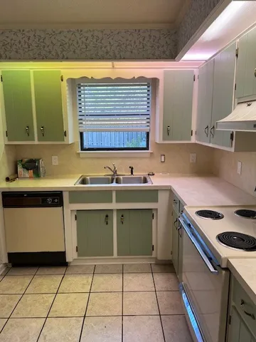 $265,000 | 200 Castlewood Lane, Lebanon, TN 37087