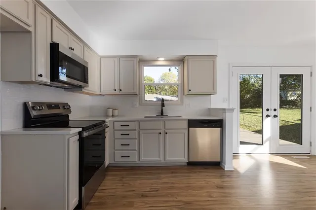 $260,000 | 2317 Northwest Kensington Court, Blue Springs, MO 64015