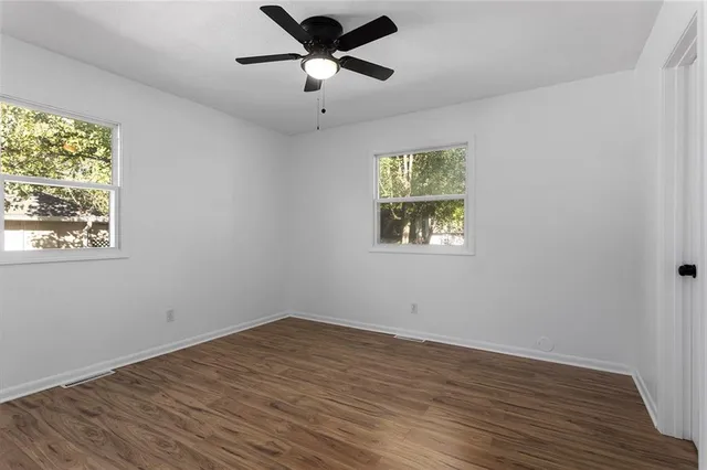 $260,000 | 2317 Northwest Kensington Court, Blue Springs, MO 64015