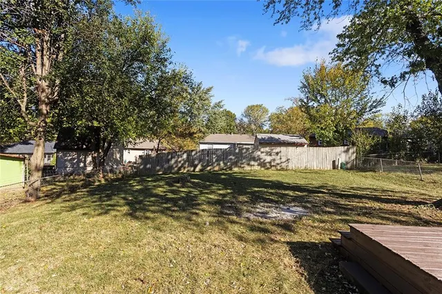 $260,000 | 2317 Northwest Kensington Court, Blue Springs, MO 64015