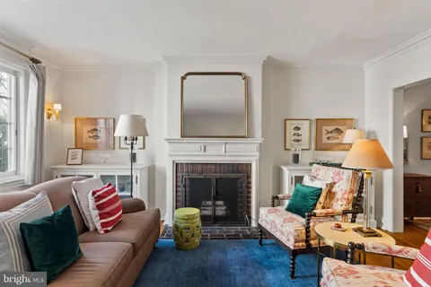 $1,025,000 | 2136 St James Street, Philadelphia, PA 19103