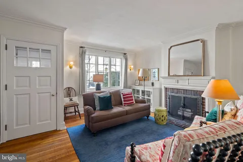 $1,025,000 | 2136 St James Street, Philadelphia, PA 19103