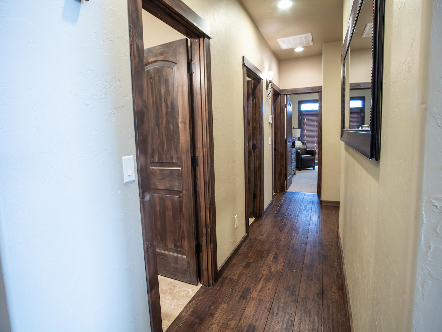 56558 Dancing Rock Loop Bend, OR 97707 - Photo 24 of 33 hallway