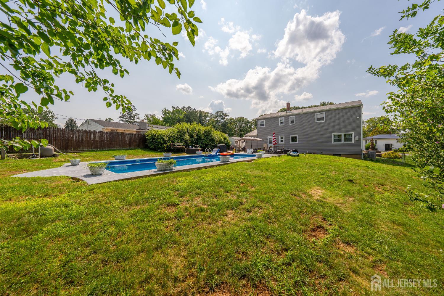 25 Hudson Road East Brunswick, NJ 08816 - Photo 28 of 34 Gallery Image 28