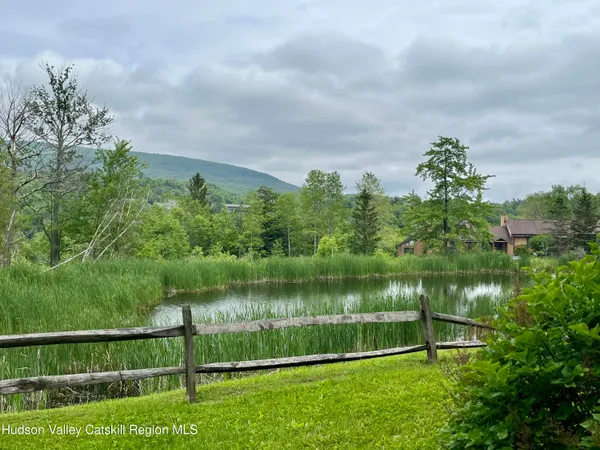 $409,000 | 25 Trailside Drive, Unit B9, Hunter, NY 12442