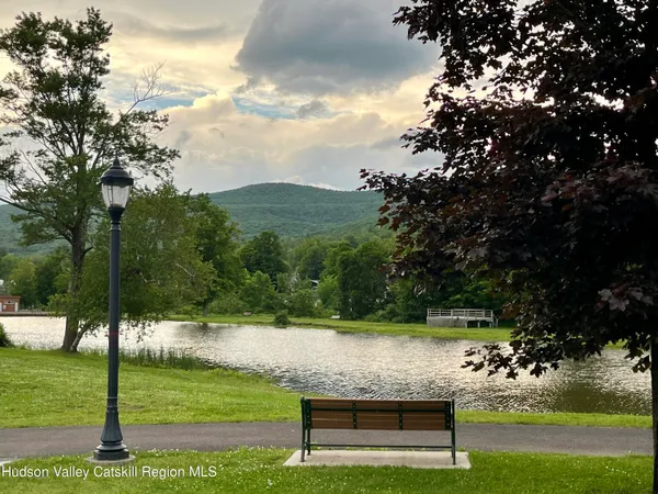 $409,000 | 25 Trailside Drive, Unit B9, Hunter, NY 12442