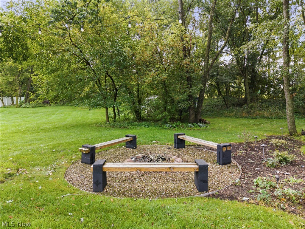 3098 Huntcliffe Road Northeast Canton, OH 44721 - Photo 37 of 45 firepit with benches