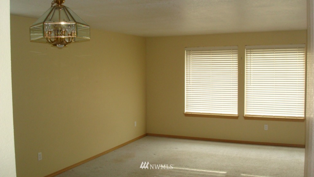 8328 183rd Avenue Southwest Rochester, WA 98579 - Photo 4 of 13