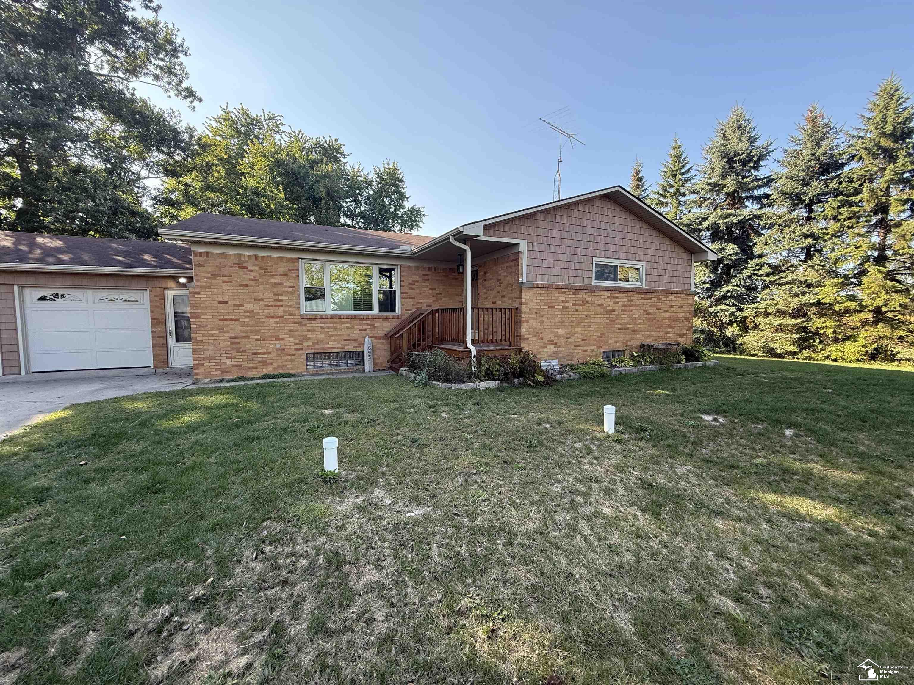 6859 Ann Arbor Road Dundee, MI 48131 - Photo 22 of 23