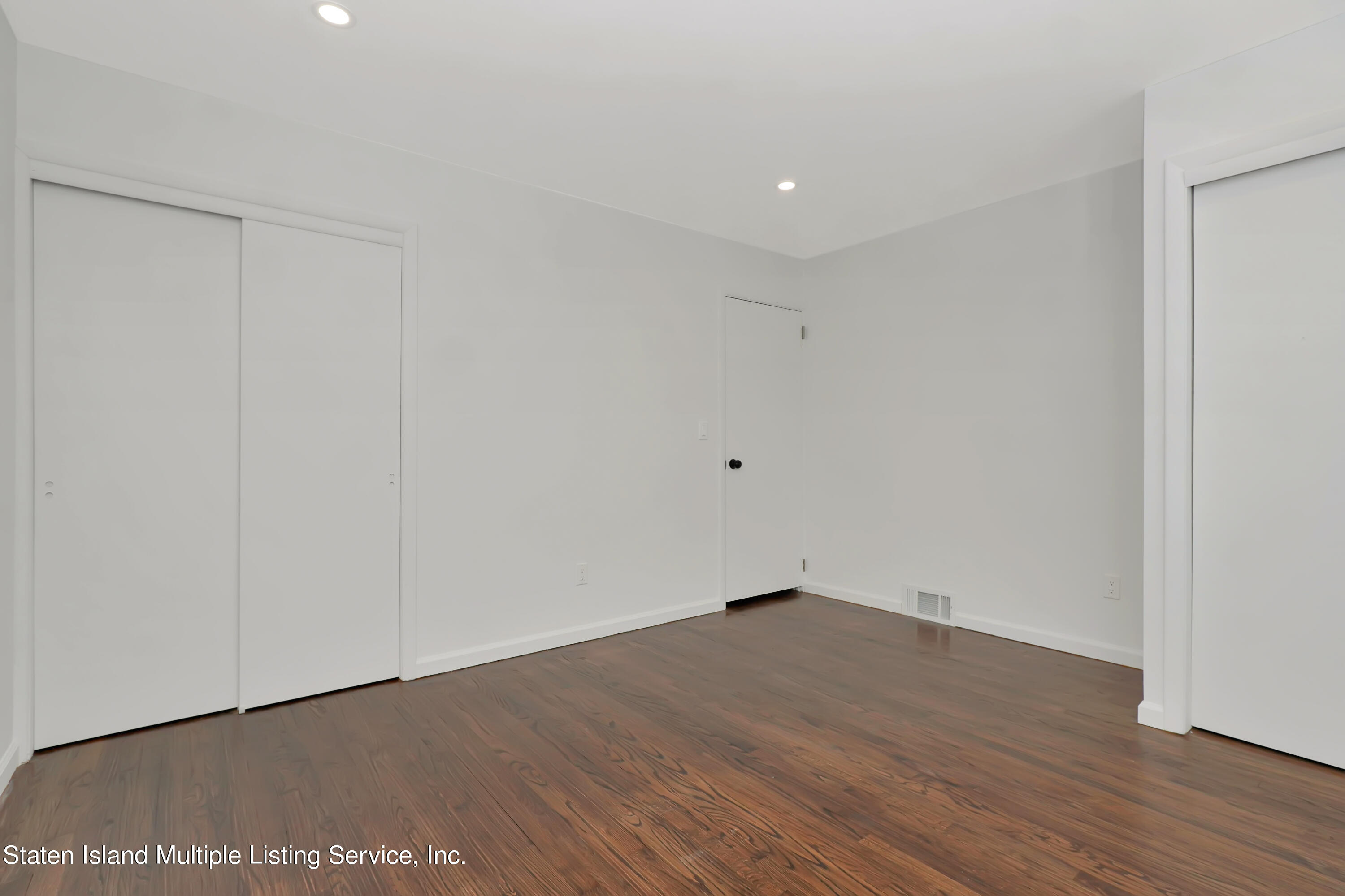 416 Watchogue Road Staten Island, NY 10314 - Photo 20 of 37 Photo May 28 2019, 7 29 12 PM