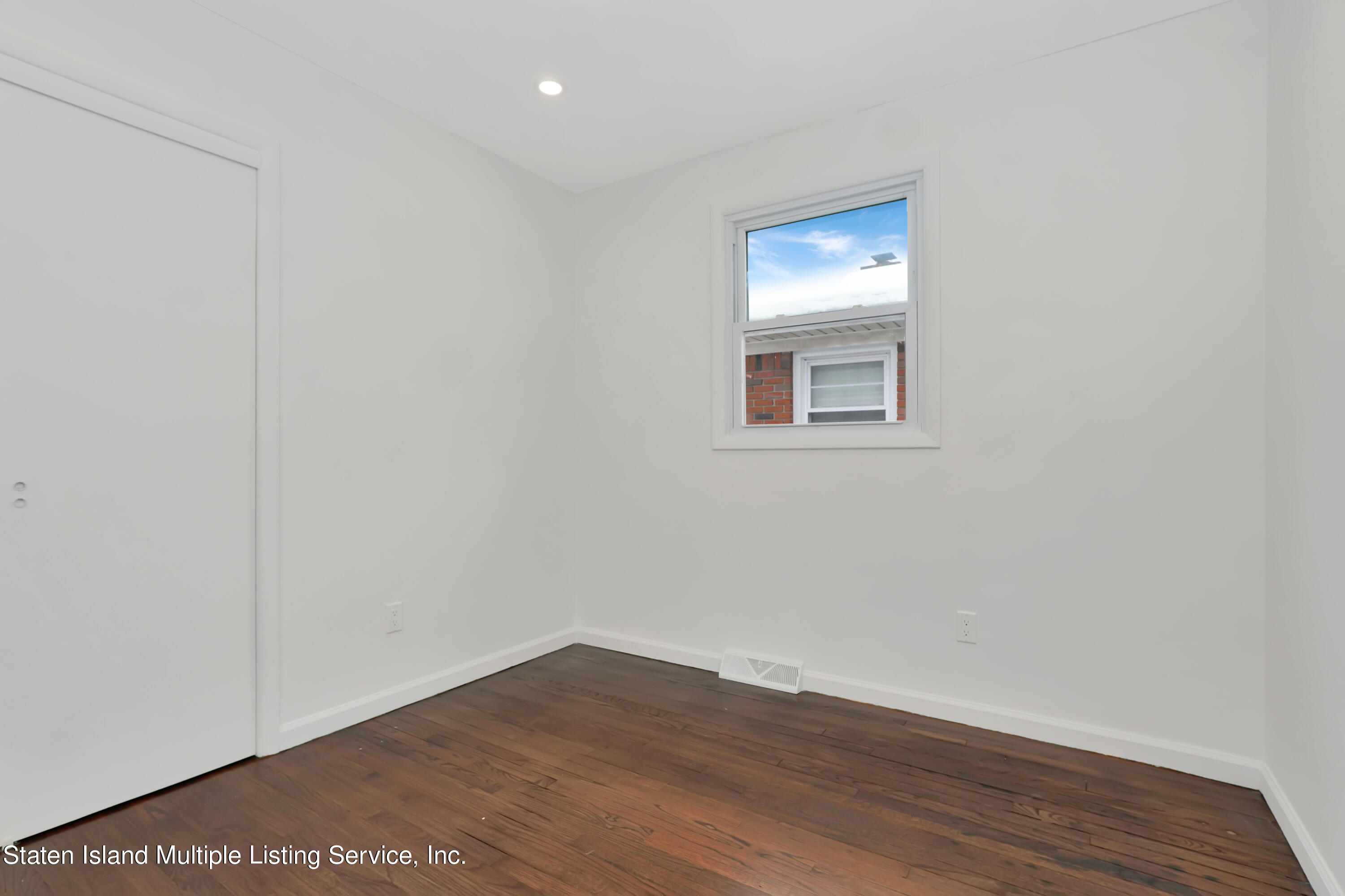 416 Watchogue Road Staten Island, NY 10314 - Photo 23 of 37 Photo May 28 2019, 7 30 14 PM