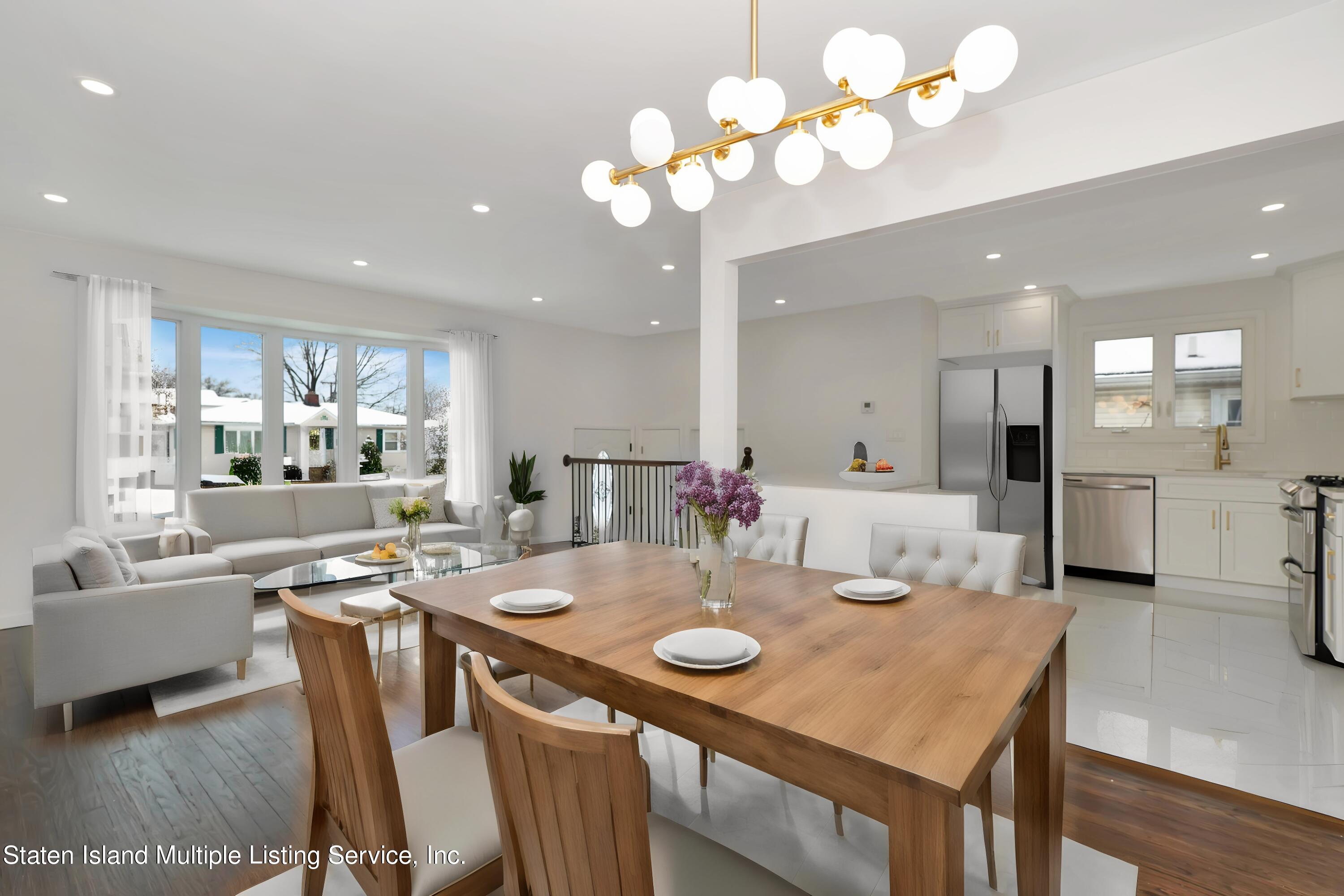 416 Watchogue Road Staten Island, NY 10314 - Photo 9 of 37 Photo Feb 14 2024, 9 47 52 AM