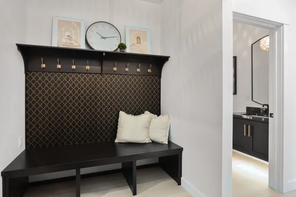 $624,900 | 3379 Glendale Avenue, Green Bay, WI 54313