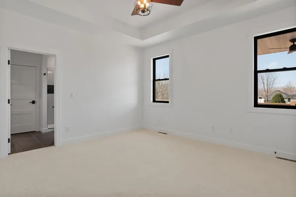 $624,900 | 3379 Glendale Avenue, Green Bay, WI 54313