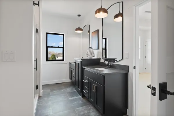 $624,900 | 3379 Glendale Avenue, Green Bay, WI 54313