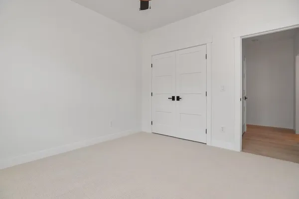 $624,900 | 3379 Glendale Avenue, Green Bay, WI 54313