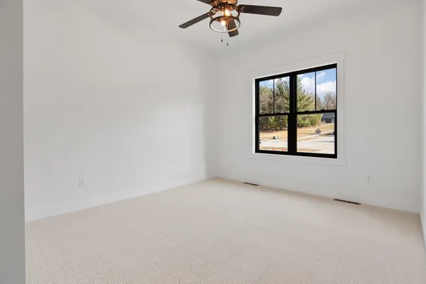 $624,900 | 3379 Glendale Avenue, Green Bay, WI 54313