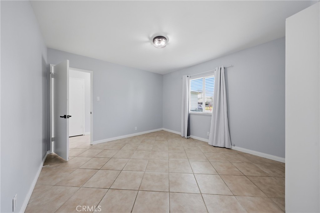 5653 Corwin Lane Riverside, CA 92503 - Photo 13 of 14 a view of an empty room and a windows
