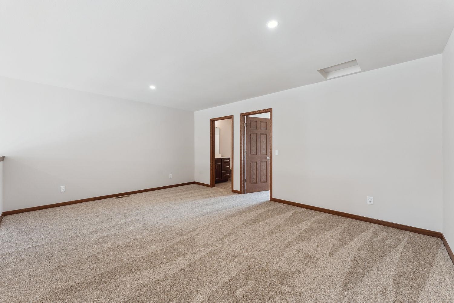 226 South Dewey Reedsburg, WI 53959 - Photo 22 of 46