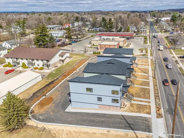 $319,900 | 226 South Dewey, Reedsburg, WI 53959