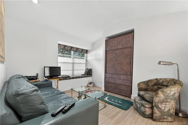 $289,000 | 2223 Northwest Seagrass Drive, Palm City, FL 34990