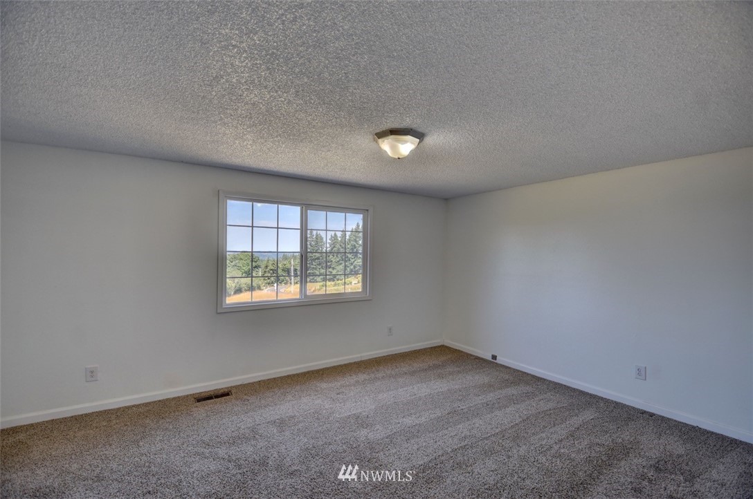 502 Penning Road Chehalis, WA 98532 - Photo 12 of 16
