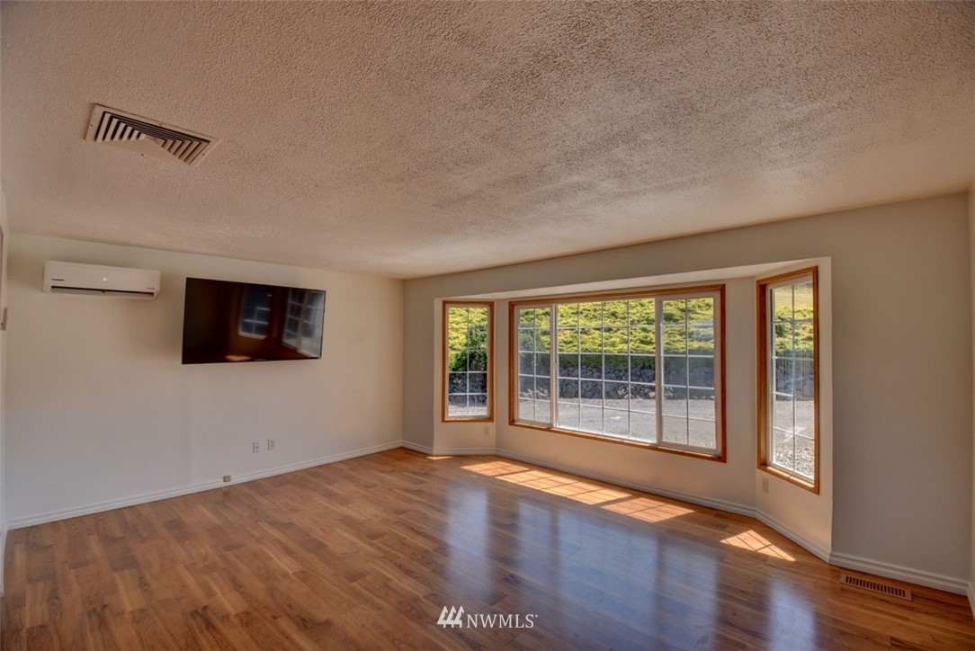 502 Penning Road Chehalis, WA 98532 - Photo 9 of 16