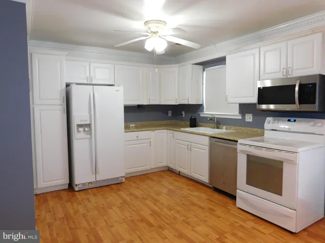 $2,200 | 9317 Woodlea Court, Manassas, VA 20110