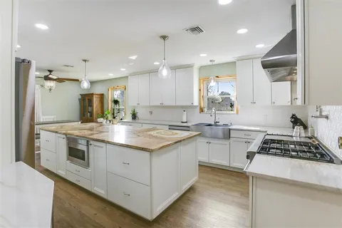 $439,000 | 273 White Oak Drive, Lake Charles, LA 70611