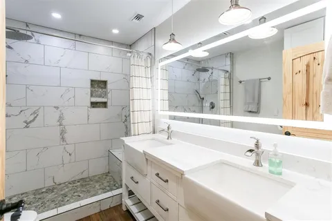 $439,000 | 273 White Oak Drive, Lake Charles, LA 70611