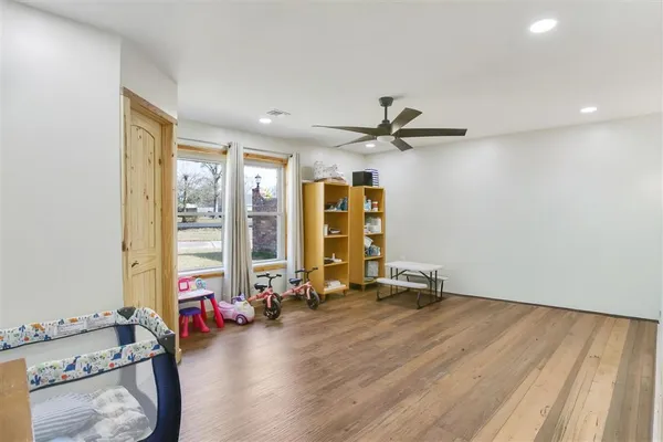 $425,000 | 273 White Oak Drive, Lake Charles, LA 70611