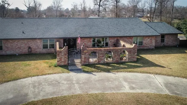$439,000 | 273 White Oak Drive, Lake Charles, LA 70611