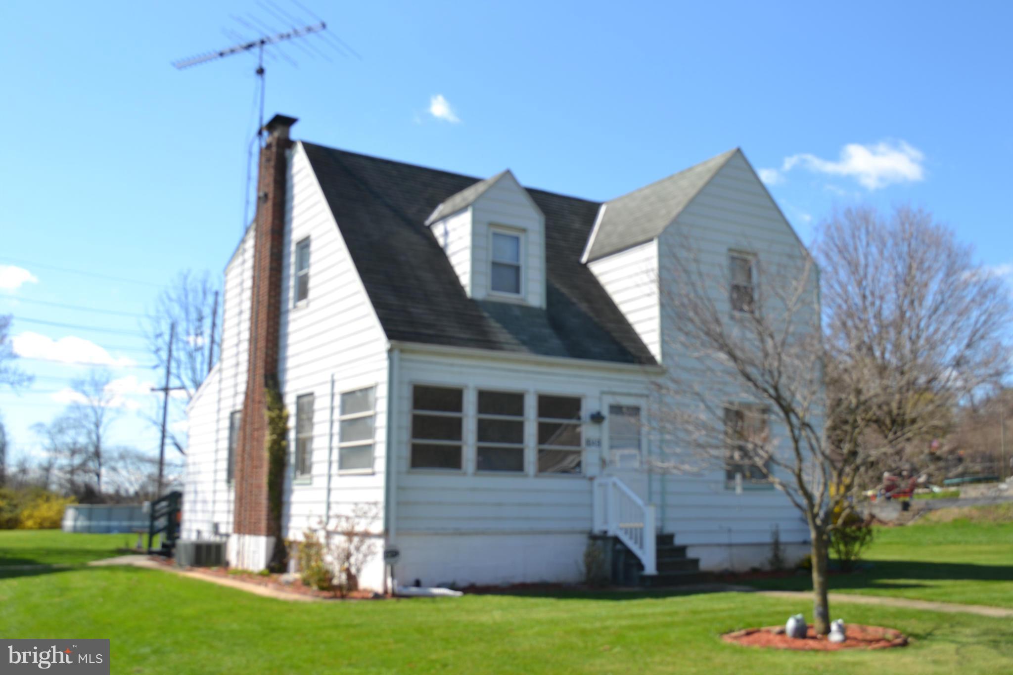 1049 Security Road Hagerstown, MD 21742 - Photo 2 of 17 Exterior (Front)
