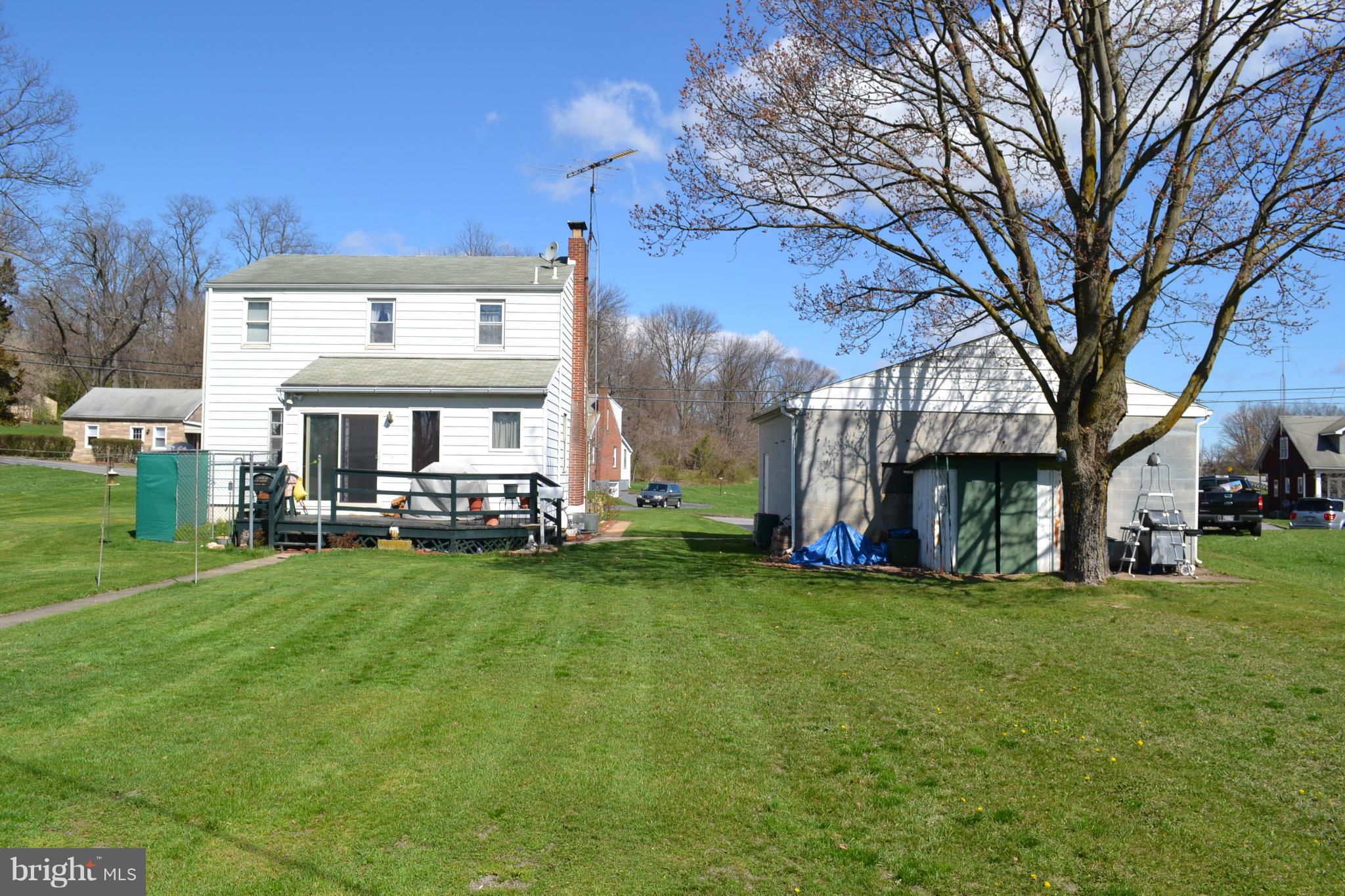 1049 Security Road Hagerstown, MD 21742 - Photo 6 of 17 Exterior (Rear)