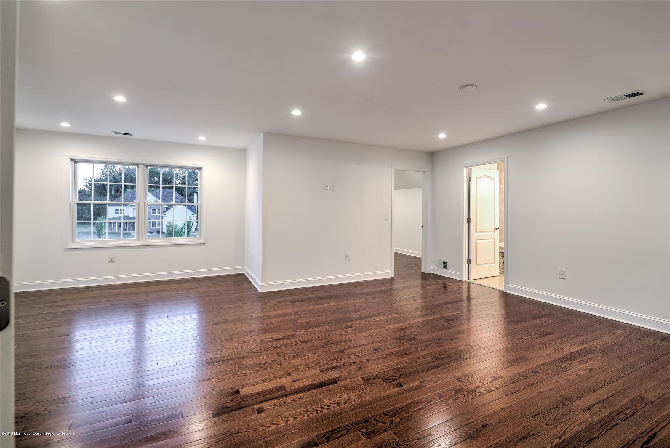185 Monmouth Road Freehold, NJ 07728 - Photo 19 of 30 18-MASTER BEDROOM