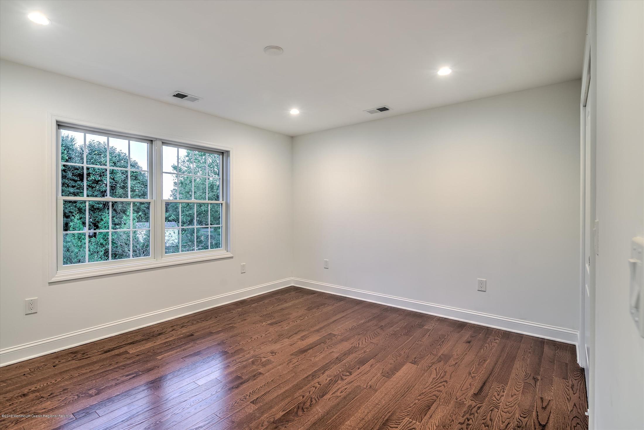 185 Monmouth Road Freehold, NJ 07728 - Photo 27 of 30 26-BEDROOM