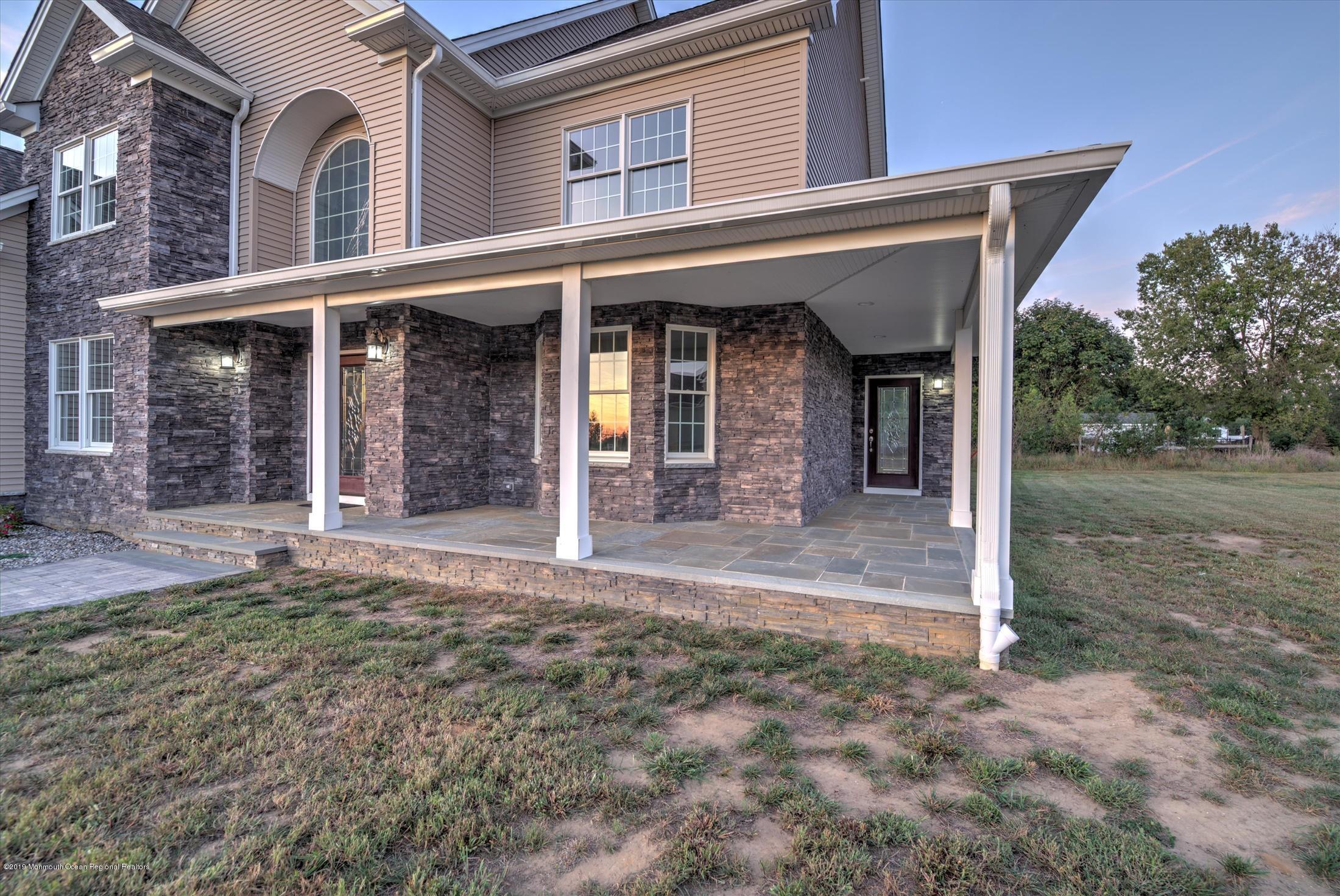 185 Monmouth Road Freehold, NJ 07728 - Photo 3 of 30 02-FRONT PORCH