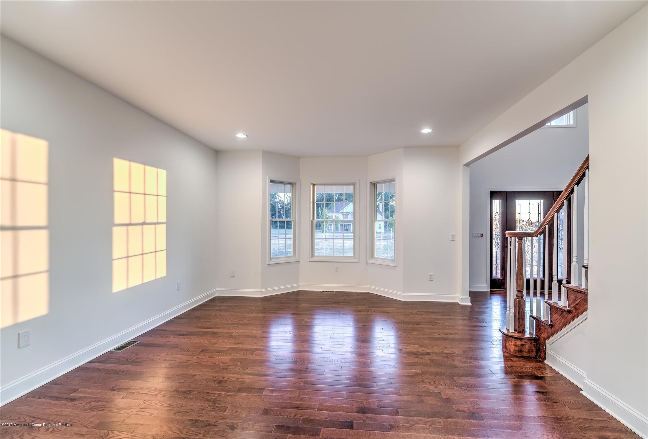 185 Monmouth Road Freehold, NJ 07728 - Photo 7 of 30 06-LIVING ROOM