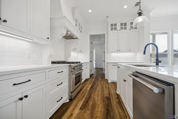 $490,000 | 7184 Rue Lierre Street, Zachary, LA 70791