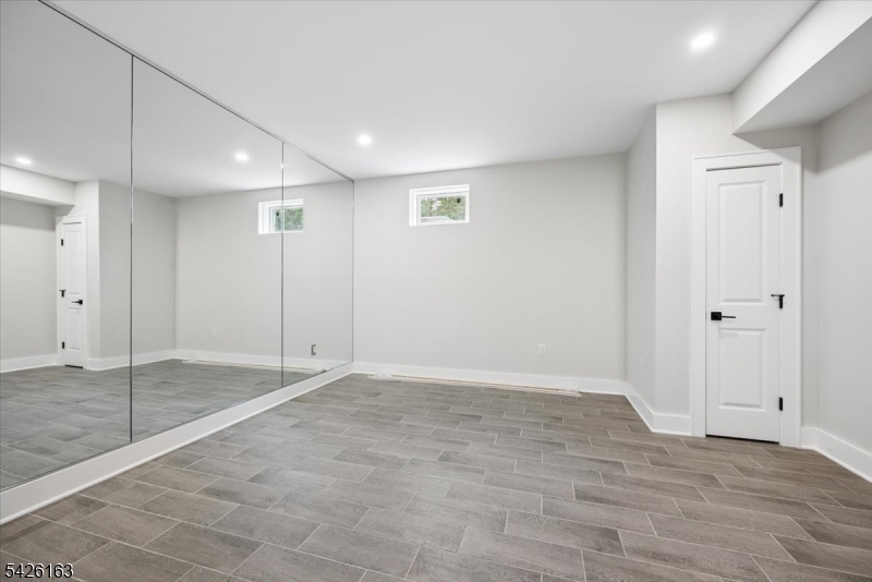 34 Crestview Avenue Madison, NJ 07940 - Photo 38 of 43