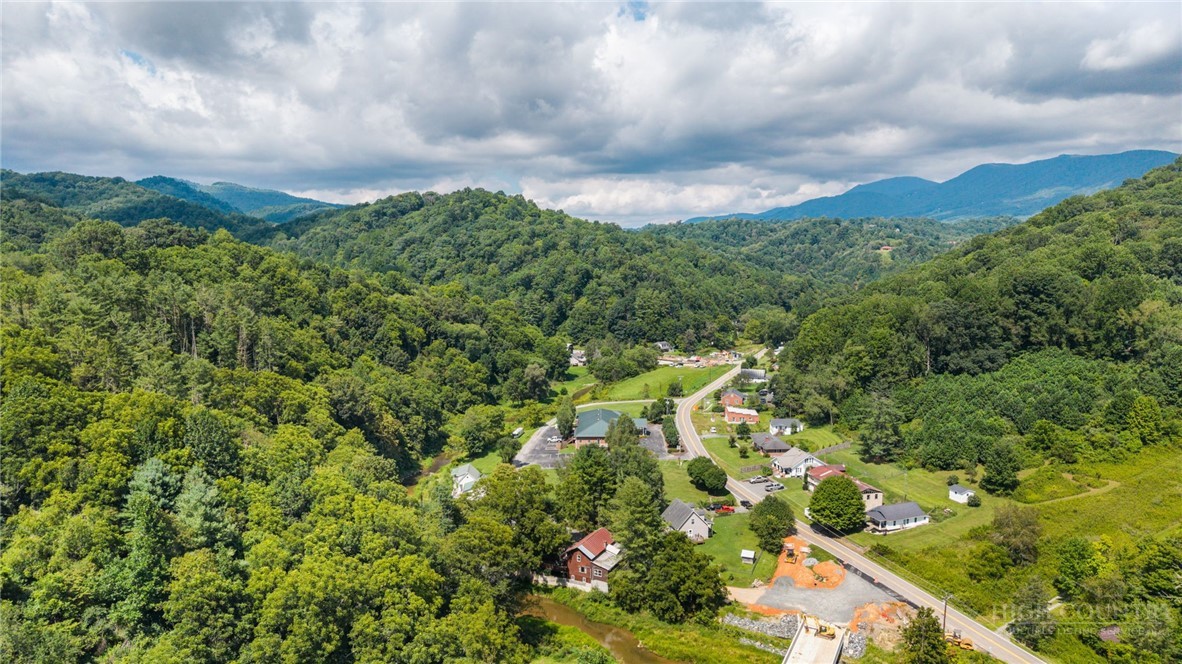 111 Old Mill Road Sugar Grove, NC 28679 - Photo 44 of 47 Gallery Image 44
