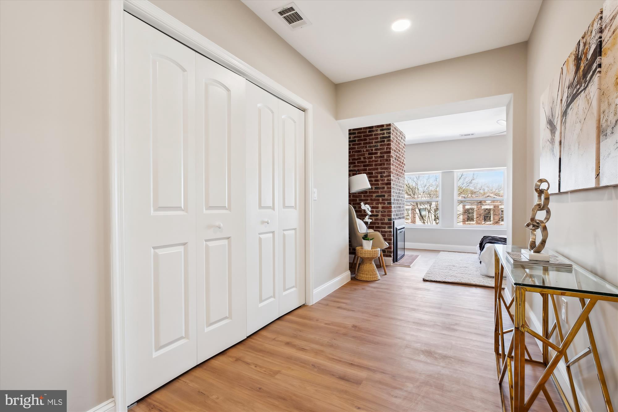 329 15th Street Northeast Washington, DC 20002 - Photo 22 of 71 an empty room with wooden floor and windows