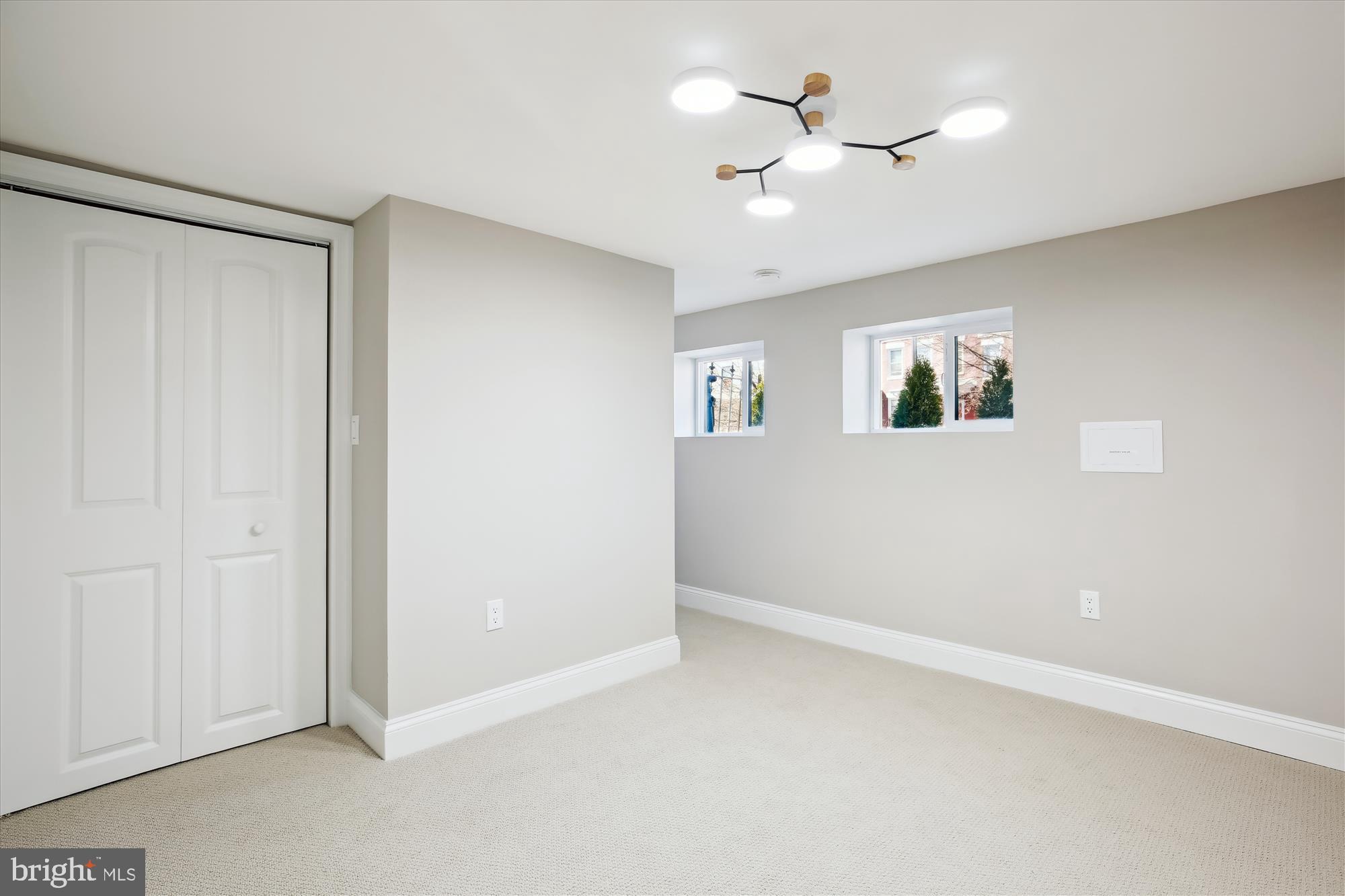 329 15th Street Northeast Washington, DC 20002 - Photo 55 of 71 a view of an empty room with a window