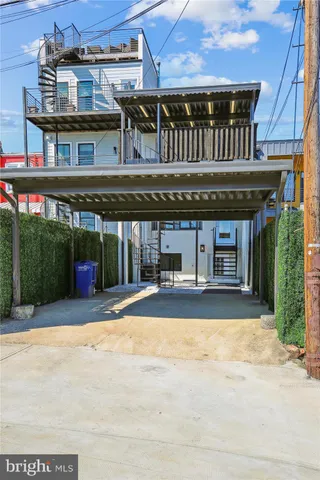 $1,229,100 | 329 15th Street Northeast, Washington, DC 20002