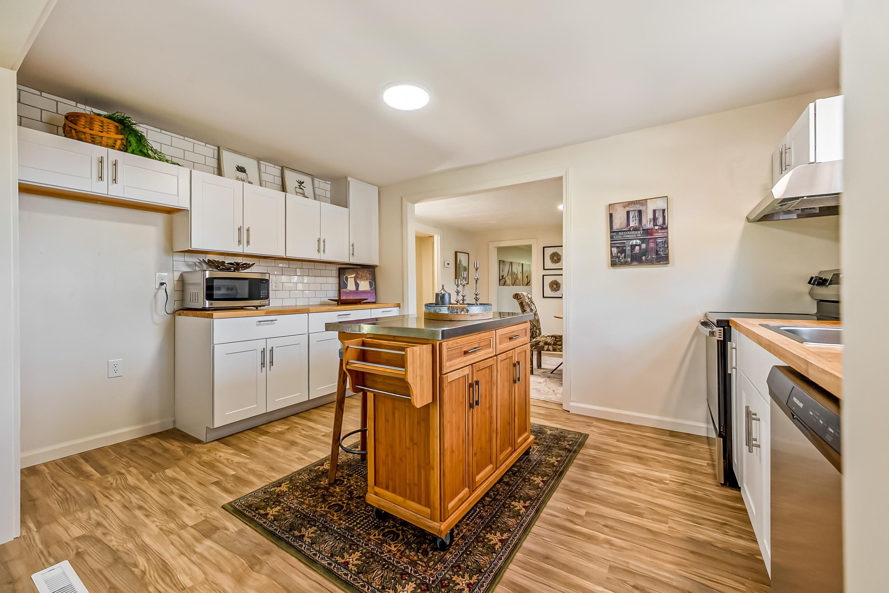 5744 McCoy Road Blacksburg, VA 24060 - Photo 13 of 58 Gallery Image 13