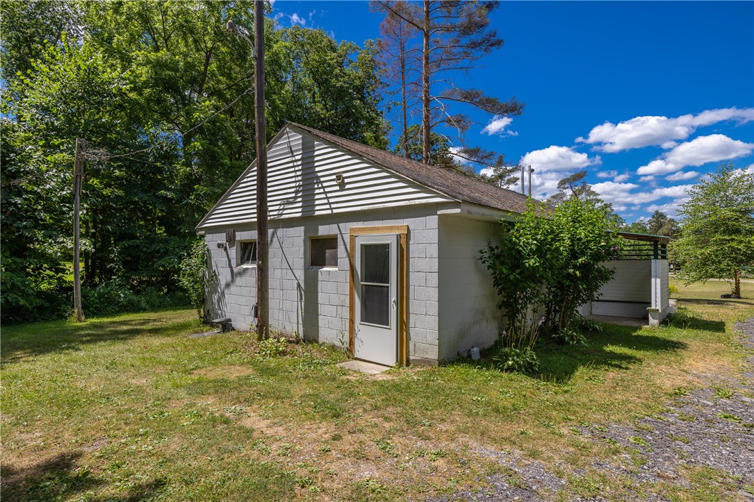 6351 North Vine Valley Road, Unit 11 Middlesex, NY 14507 - Photo 37 of 50 COMMUNITY LAUNDRY HOUSE!