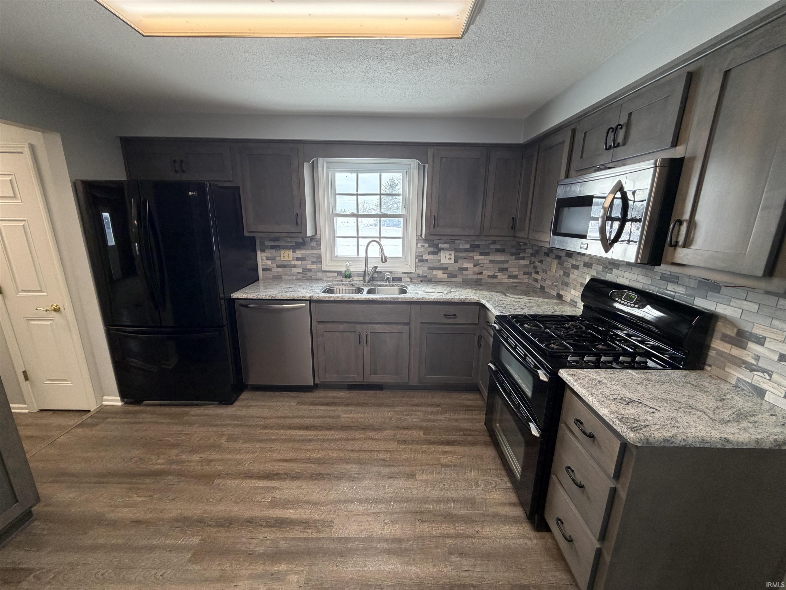 14615 Spencerville Road Grabill, IN 46741 - Photo 19 of 36